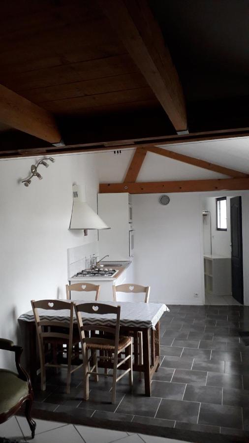 Appartement Entre vignes et loire à Blaison-Saint-Sulpice Extérieur photo